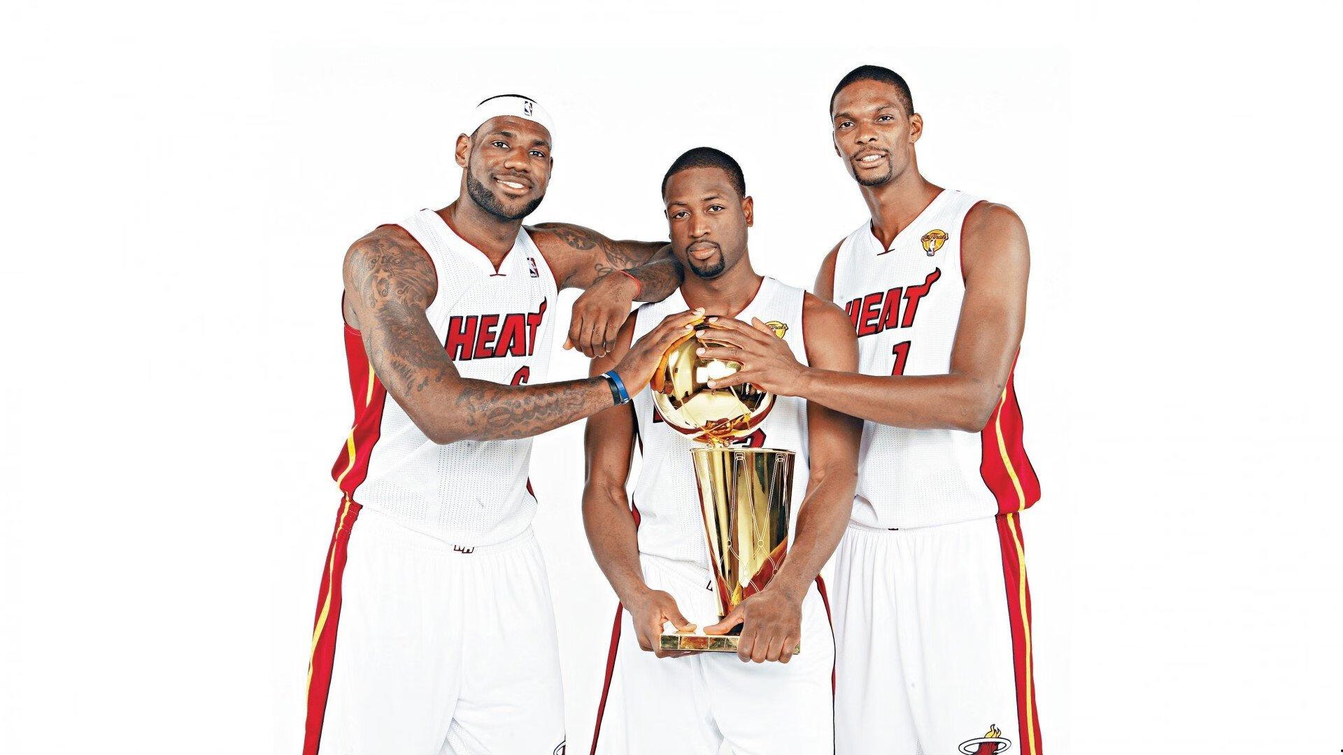 杜兰特回应联盟实力失衡争议，球员流动是时代必然，团队决策不应由个体承担